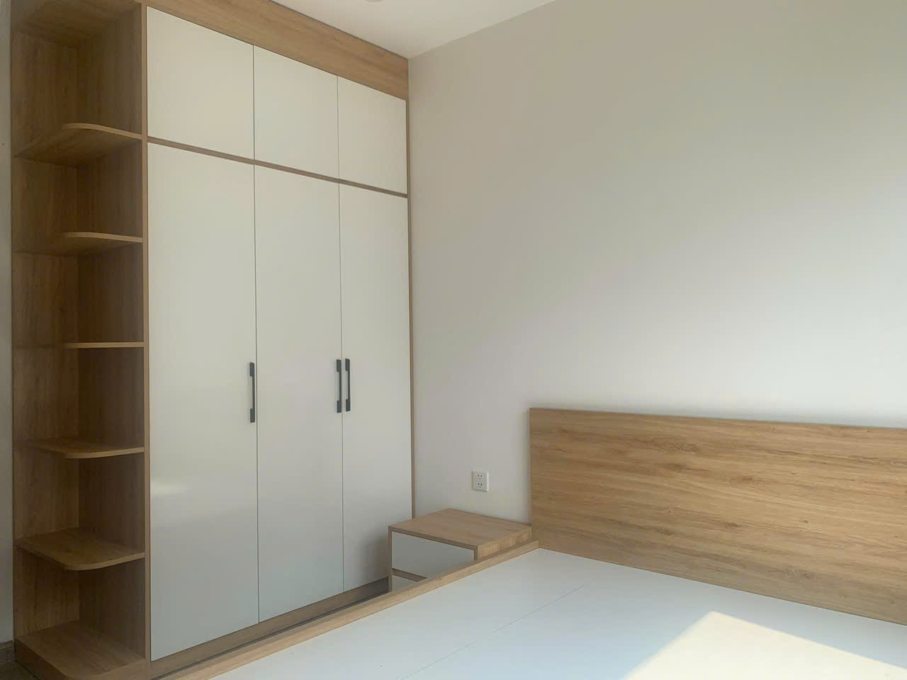 Bộ giường tủ cao cấp BGT078