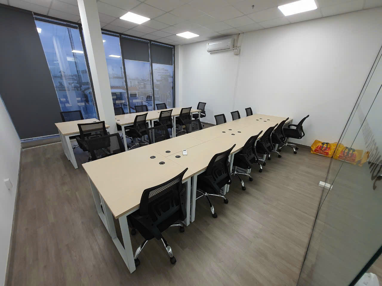 Ghế văn phòng GVP011