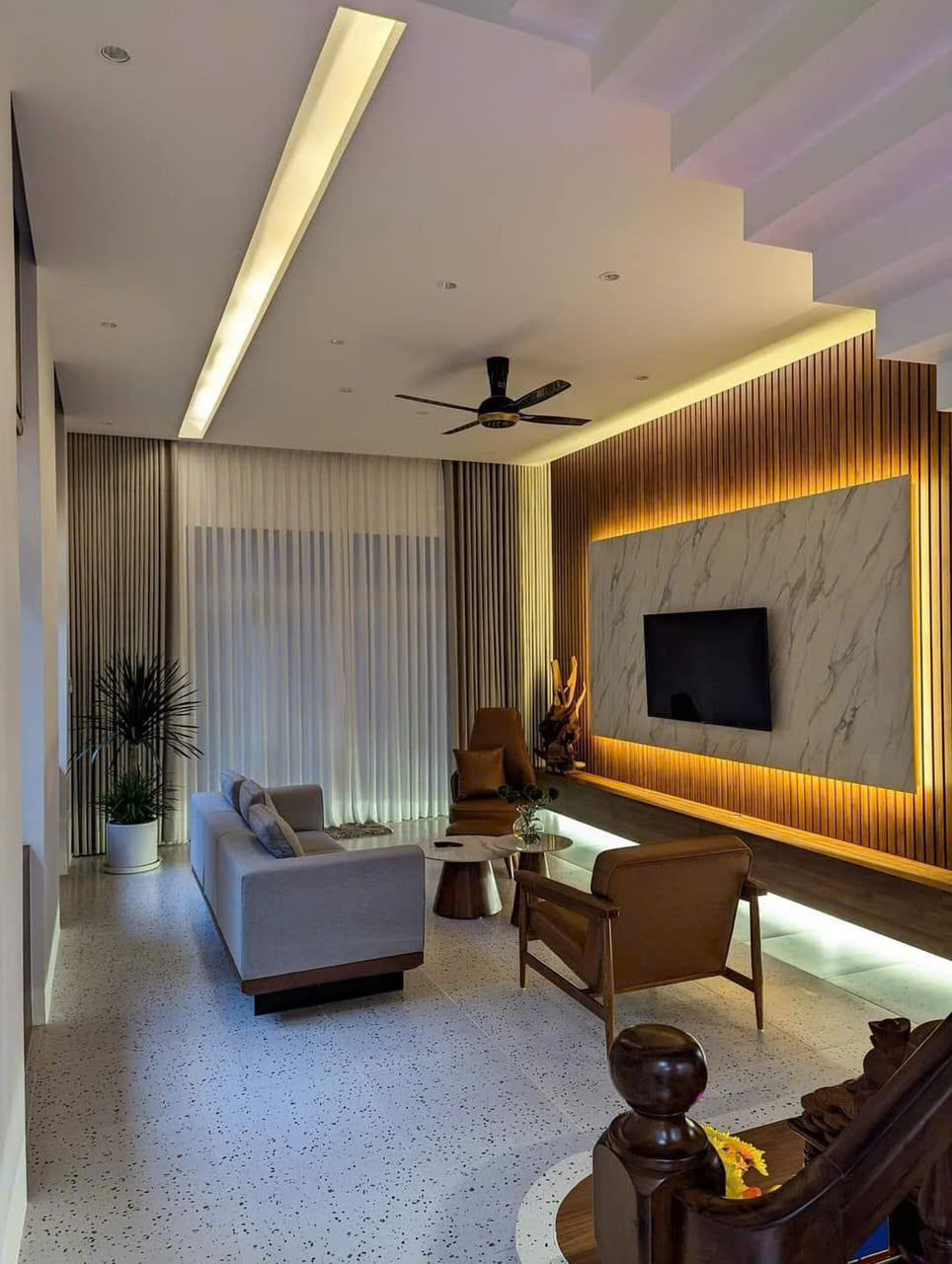 Kệ vách tivi KTV055