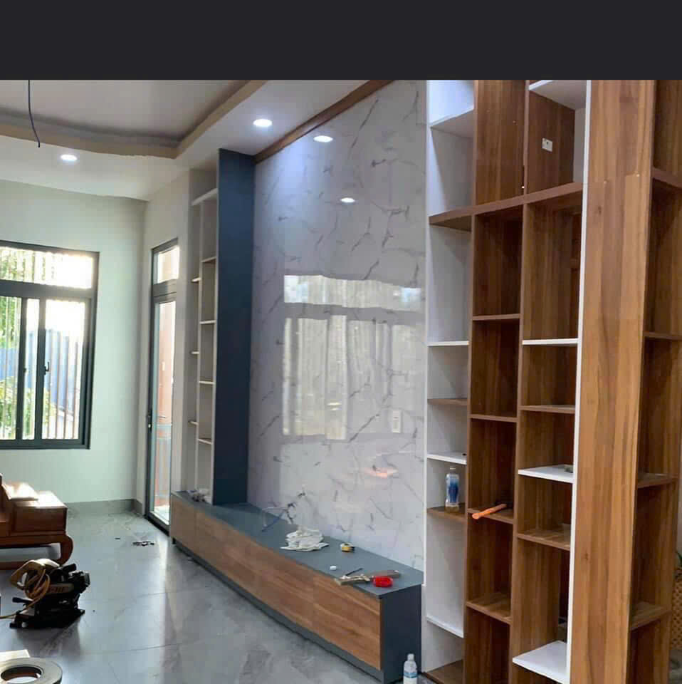 Kệ vách tivi KTV112